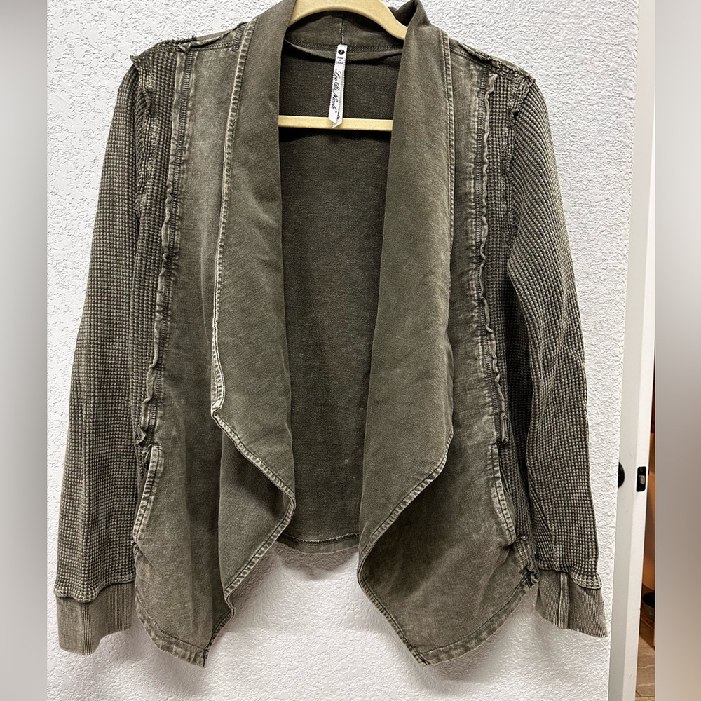 Leo and Nicole Open Front Jacket Size Large